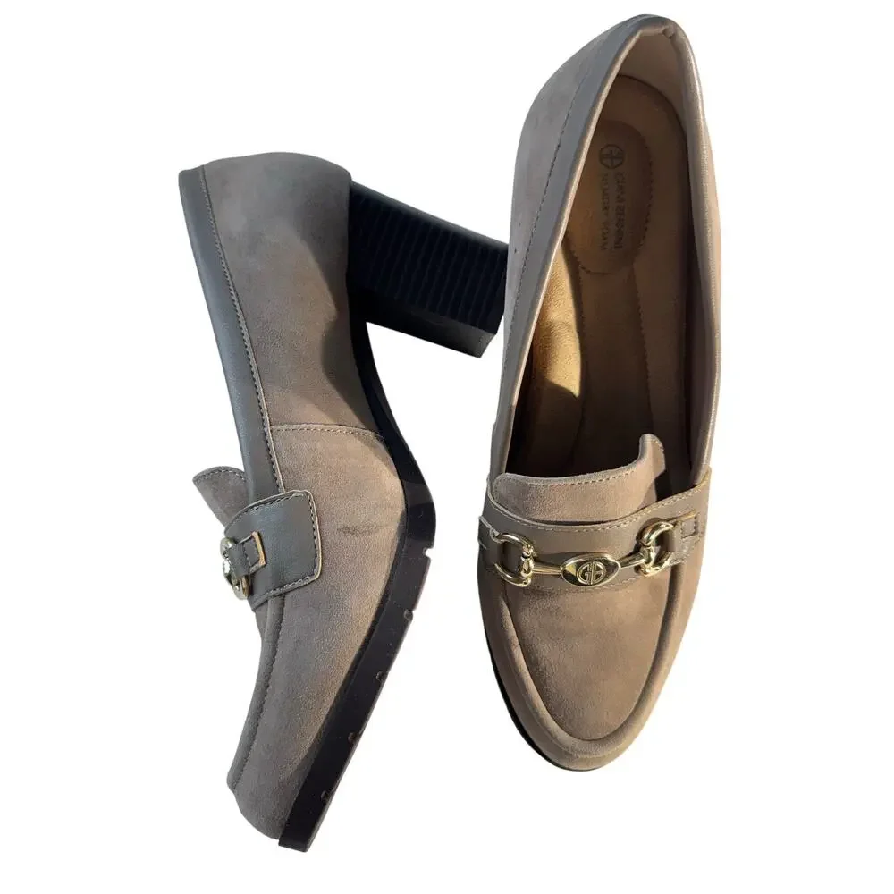 GB Gianni B Women’s‎ 10 suede Optical Bit khaki tan Comfort Loafer